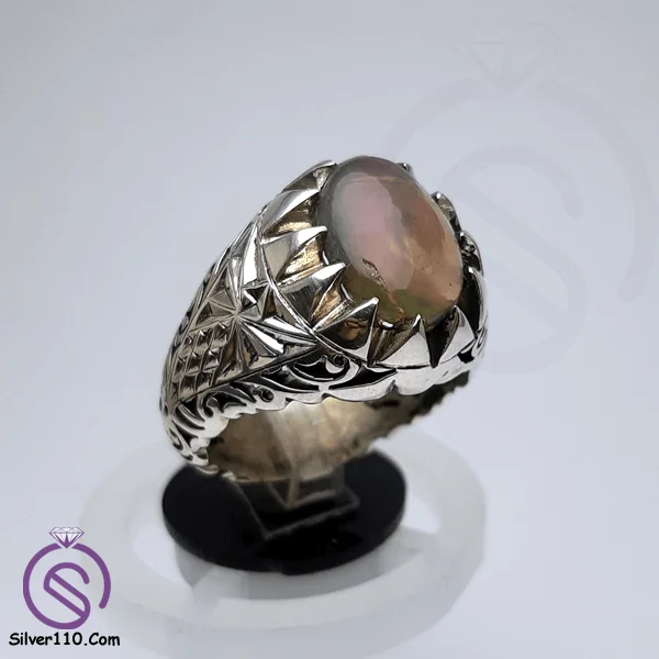 انگشتر اوپال مشکی مدل خورشید