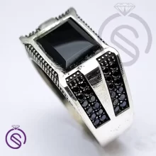 انگشتر نقره عقیق سیاه مردانه مدل کریستوفر کد 62275