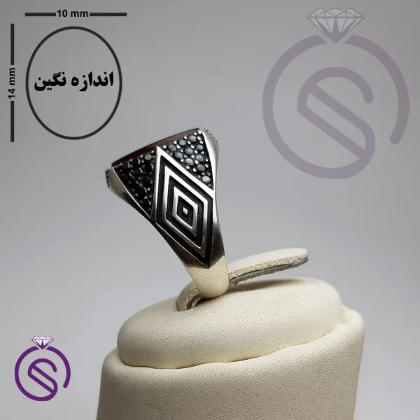 انگشتر عقیق قرمز مدل هورام