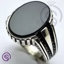 انگشتر نقره عقیق مشکی مردانه مدل مازراتی کد 12134